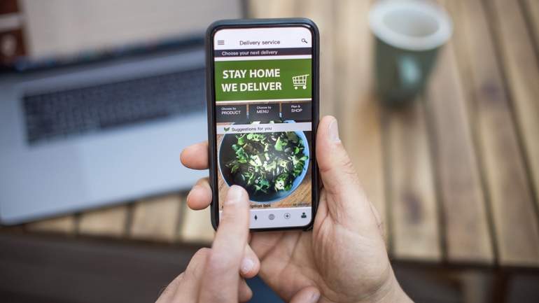 customer ordering food on their phone